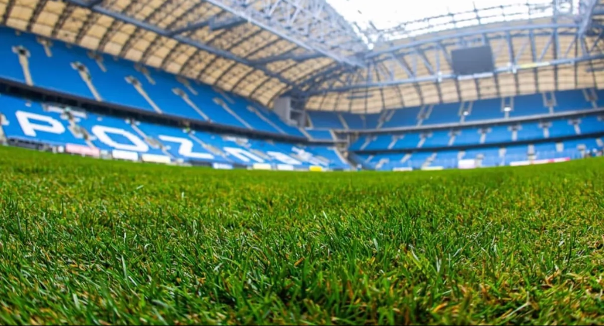 Football, Poznań głośnym rozstaniem Współpraca trwała Decyzja napawa głębokim smutkiem - zdjęcie, fotografia