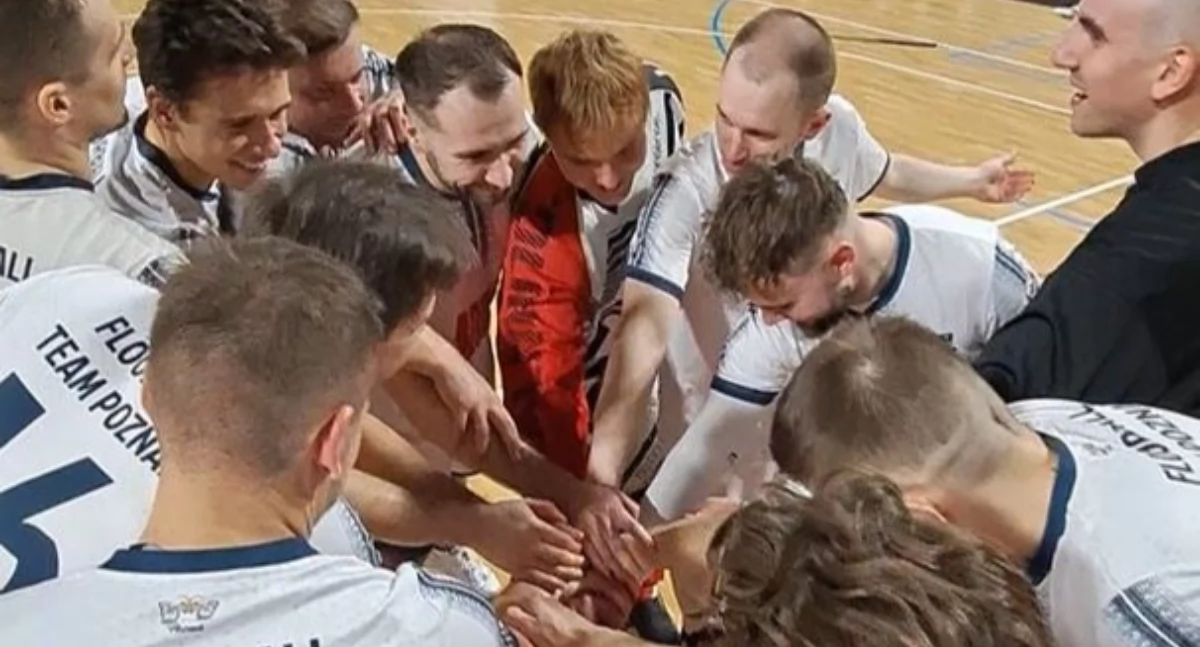 Inne, głód dobry Udany wyjazd unihokeistów Floorball Poznań - zdjęcie, fotografia