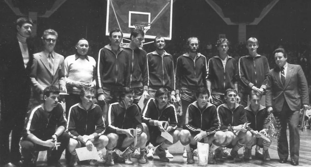 Koszykówka 5x5, Rozniosło sieci Koszykówka znów Lechu Poznań Rzecznik Kolejorza skomentował - zdjęcie, fotografia