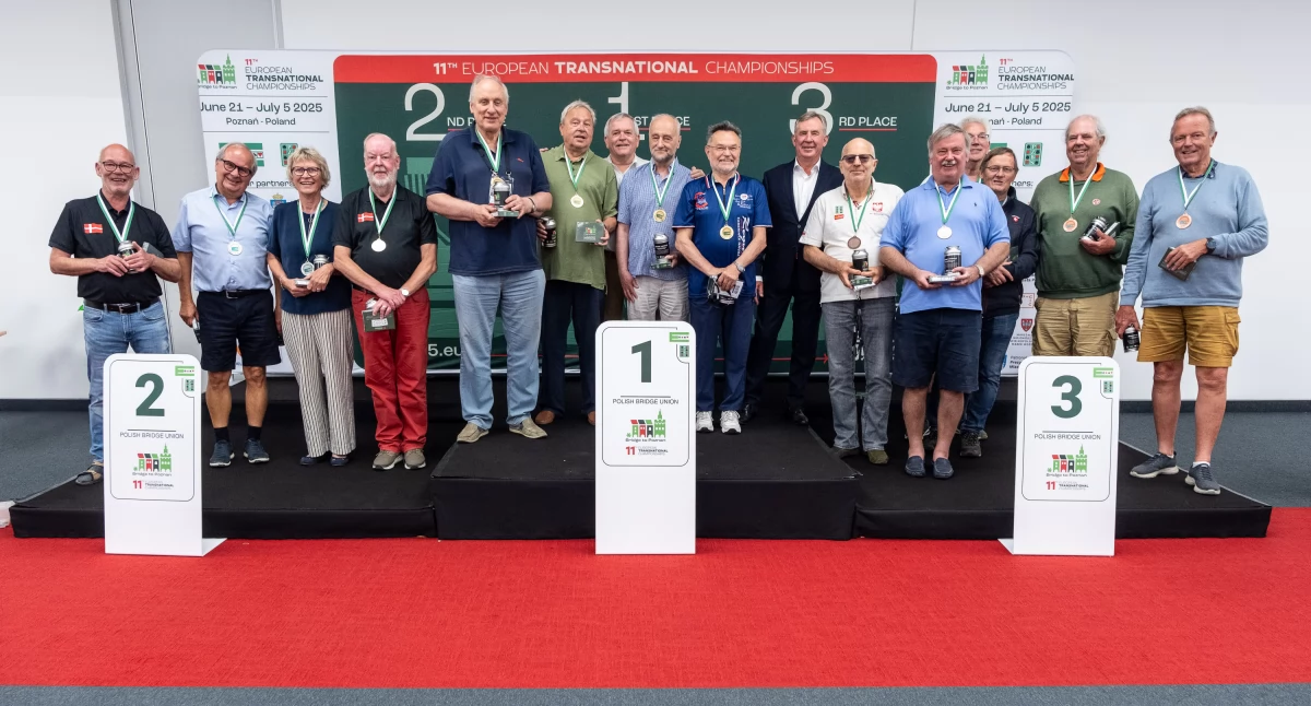 Inne, Poznaniu trwają Brydżu Sportowym Ponad tysiąc zawodników Polska medalami - zdjęcie, fotografia