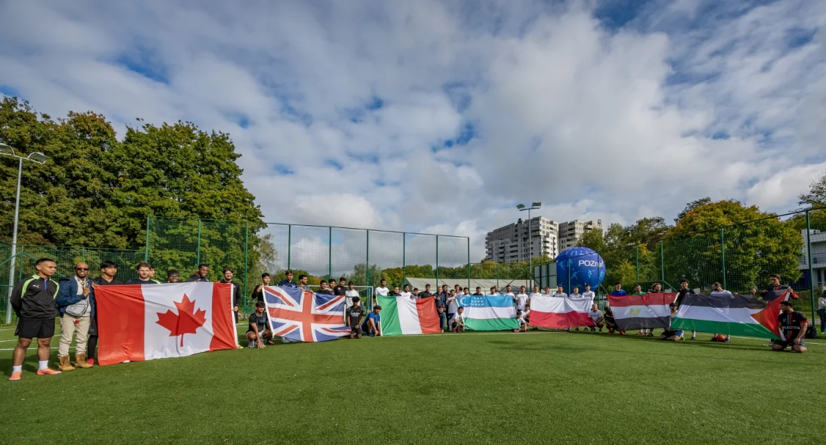 Football, Palestyńczycy Egipcjanie wiele innych nacji razem boisku - zdjęcie, fotografia