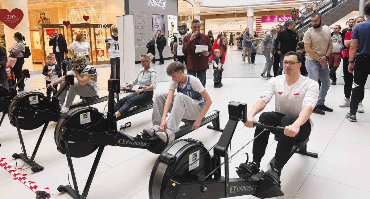 Wioślarstwo, Poznań wiosłował Wielkiej Orkiestry Świątecznej Pomocy walczył podium - zdjęcie, fotografia