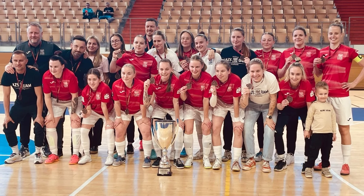 Futsal, Futsalistki odebrały medale zagrały półfinale Pucharu Polski - zdjęcie, fotografia