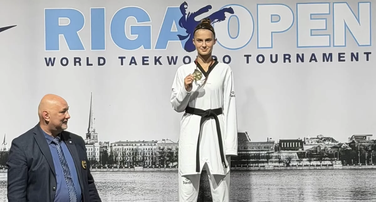 Taekwondo olimpijskie, Juniorka wygrała seniorskim Sukces Matyldy Szymczak Poznań podium także - zdjęcie, fotografia