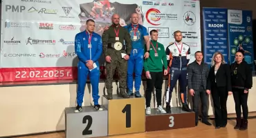 Trzy medale zapaśników Sobieskiego w Mistrzostwach Polski
