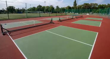 Bieżnia, pickleball i koszykówka 3x3 w MOS na Śródce. Nie za wszystko trzeba płacić