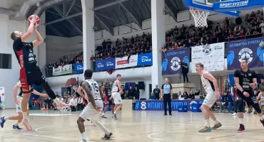 Energetyczne derby z trzema dogrywkami. Basket z Astorią, czyli koszykówka w najlepszym wydaniu