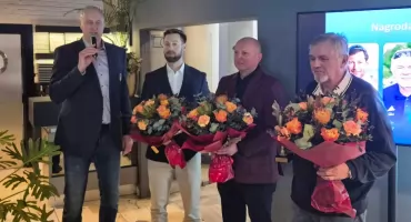 Aleksander Wojciechowski ponownie Trenerem Roku, tym razem nagroda zespołowa. < Rezygnuję cały czas >