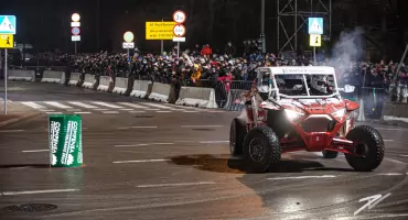 Zanim Dakar start w Rajdzie Barbórka. Wiadomo którym pojazdem pojedzie Kamena Rally Team 