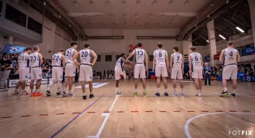 Środowe derby w Poznaniu w ciszy. Koszykarska Polska w żałobie