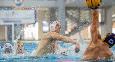 Oczko w Termach Maltańskich. Dobry mecz Waterpolo Poznań, młodzież w rolach głównych