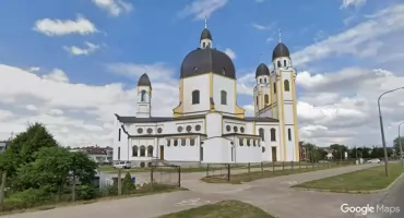 Wigilia Paschalna przed zmrokiem, Arcybiskup zmienił godzinę, by kibice mogli iść na mecz Jagi z Lechem