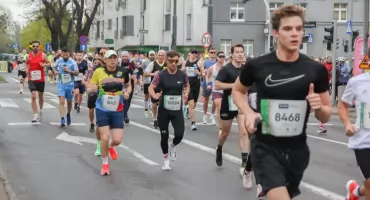 Debiutantka i 19-latek zwycięzcami 18. Poznań Półmaratonu. Rekordy, statystyki i GALERIA ZDJĘĆ cz.1