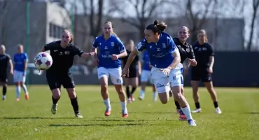Od 0:2 do dramatycznej końcówki. Piękne gole Lecha Poznań UAM 