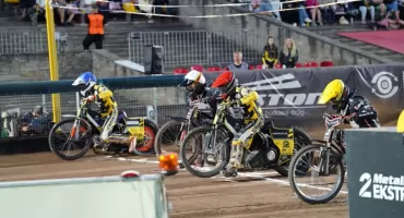 Derby pełne dramaturgii dla PSŻ. Odrodzenie kapitana, jest wstępna diagnoza u Kacpra Pludry