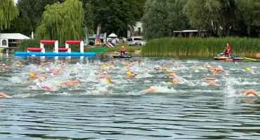 Trzecie z rzędu zwycięstwo Alberta Warzochy z Warty w maratonie Wpław przez Kiekrz