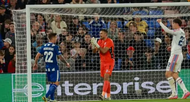 Wszyscy wskazują na błędy piłkarzy Lecha. Komentarze po meczu z Crystal Palace