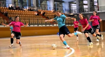 Drugi mecz, druga wygrana, drugi hat-trick. Futsalistki AZS-u UAM wiceliderkami Ekstraligi